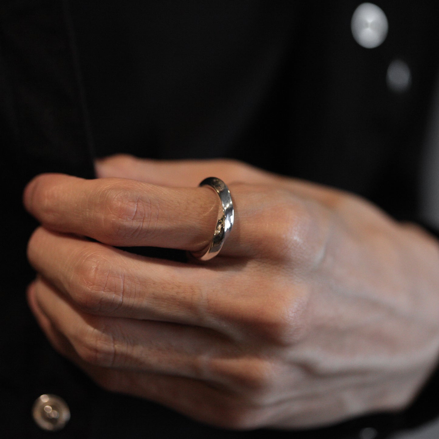 Twist Ring