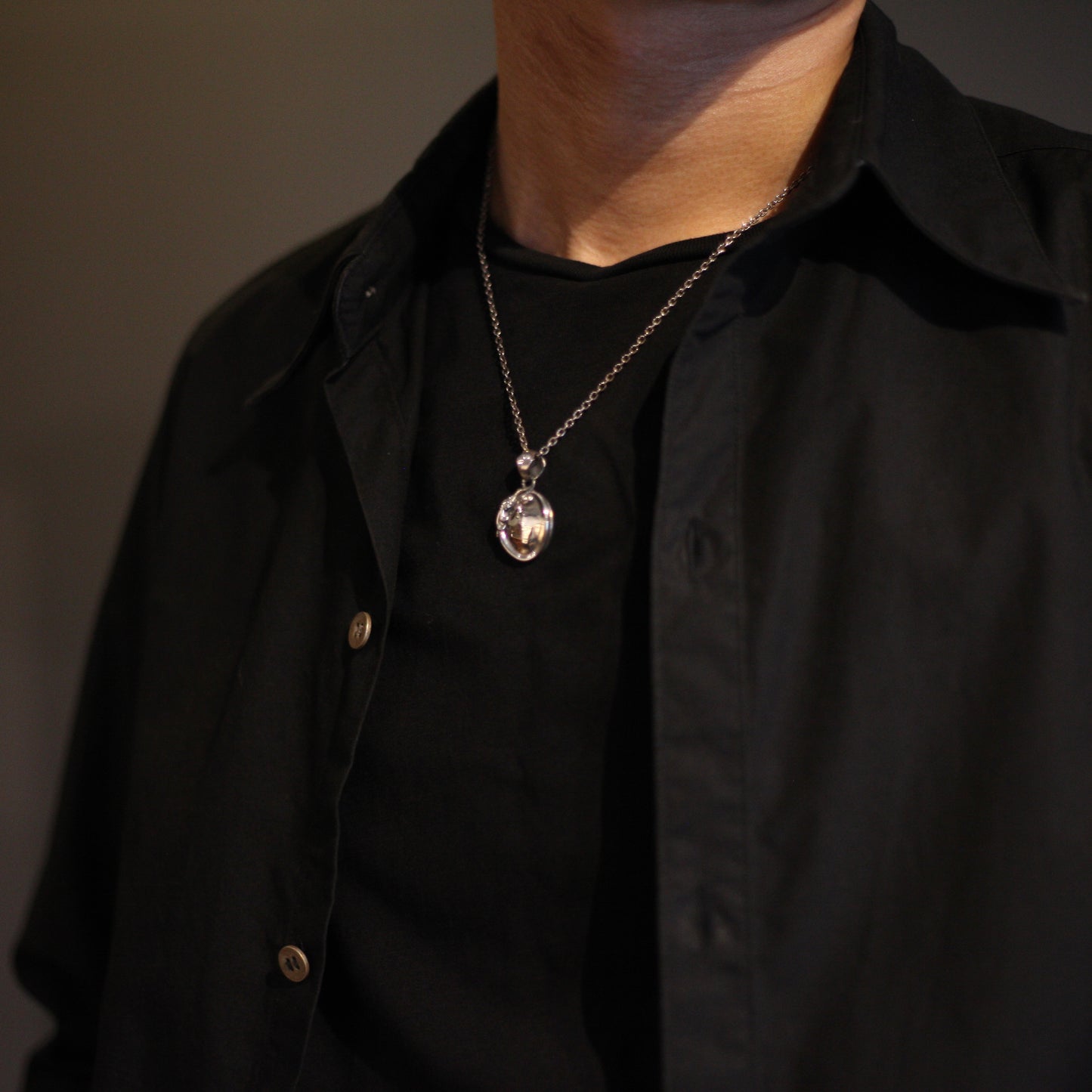 Mirrored Pendant
