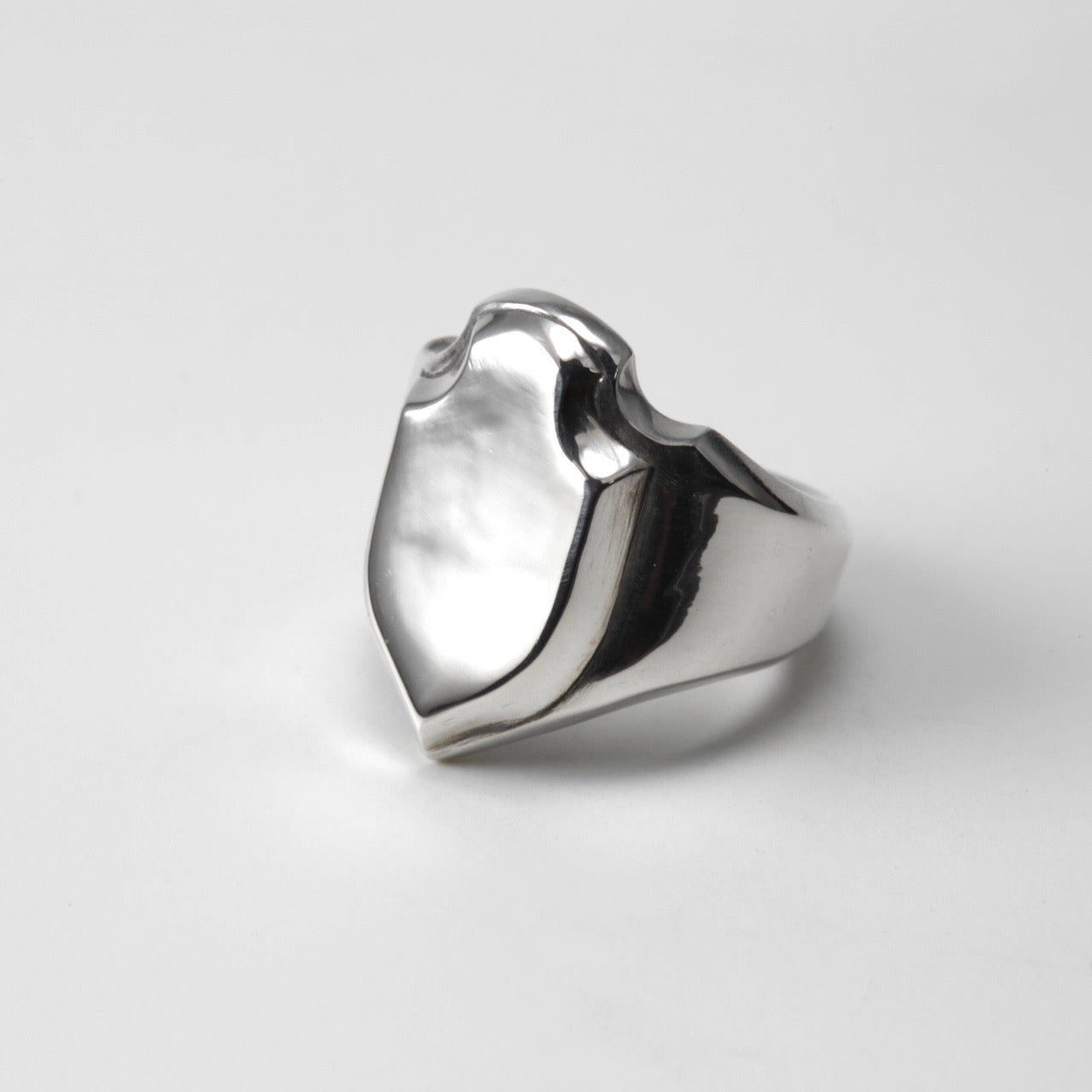 Shield Ring