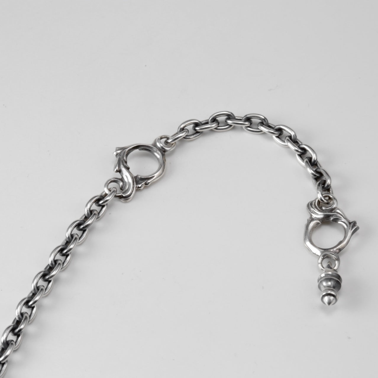 ARABESQUE CHAIN NECKLACE