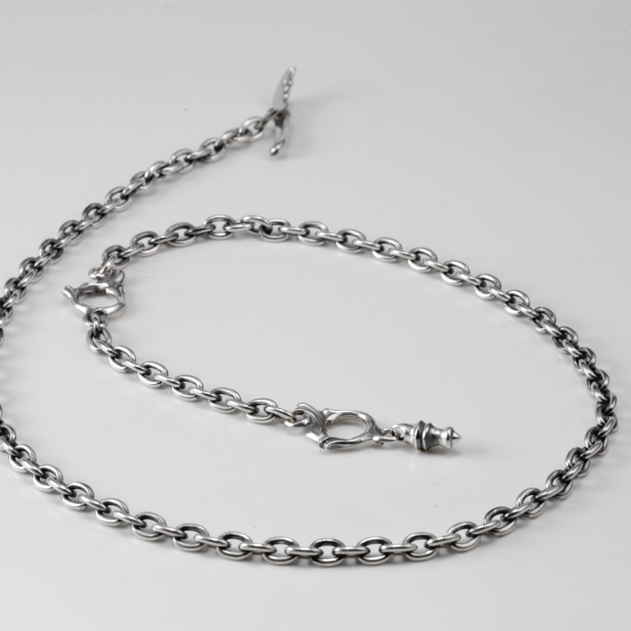 ARABESQUE CHAIN NECKLACE