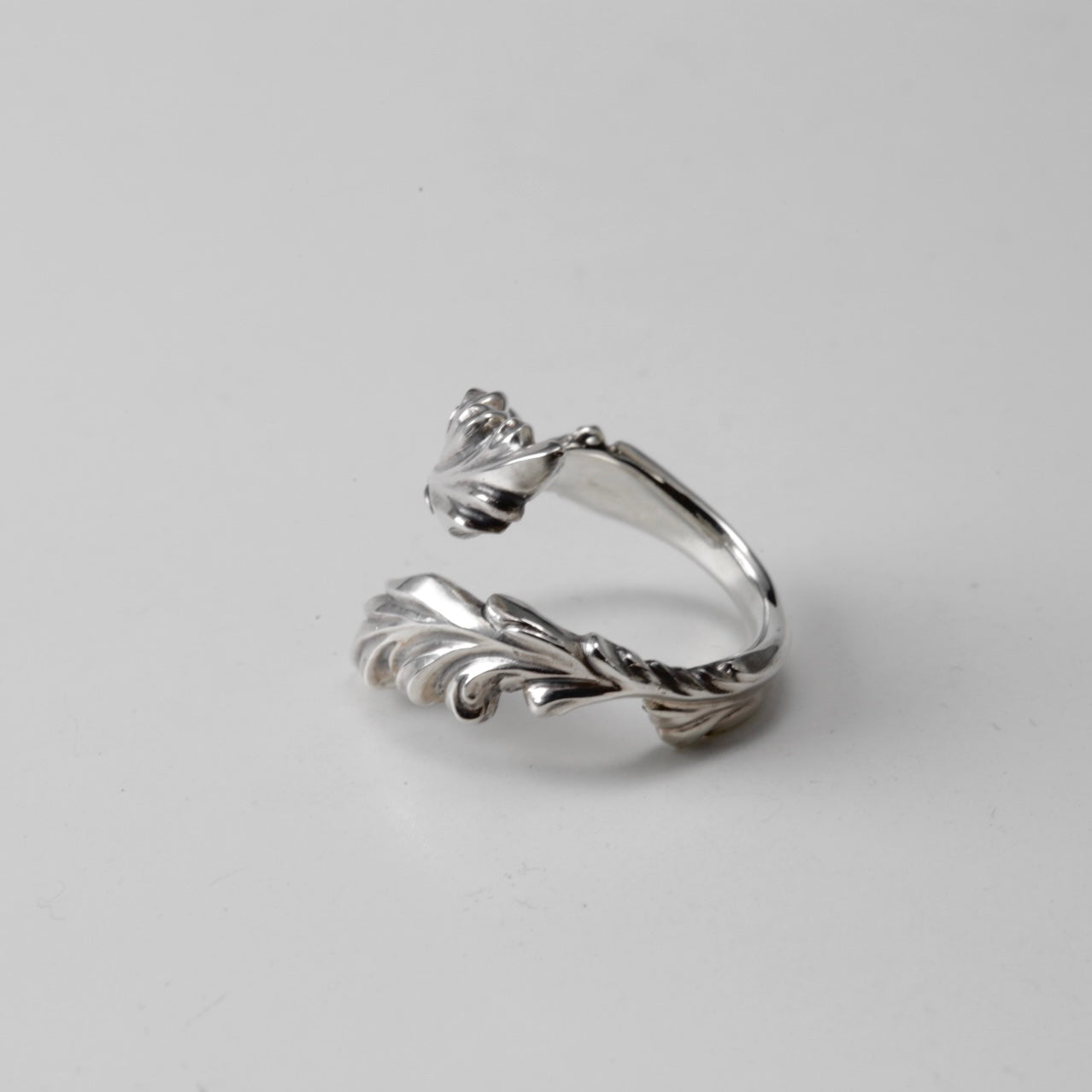 TWIN ARABESQUE RING