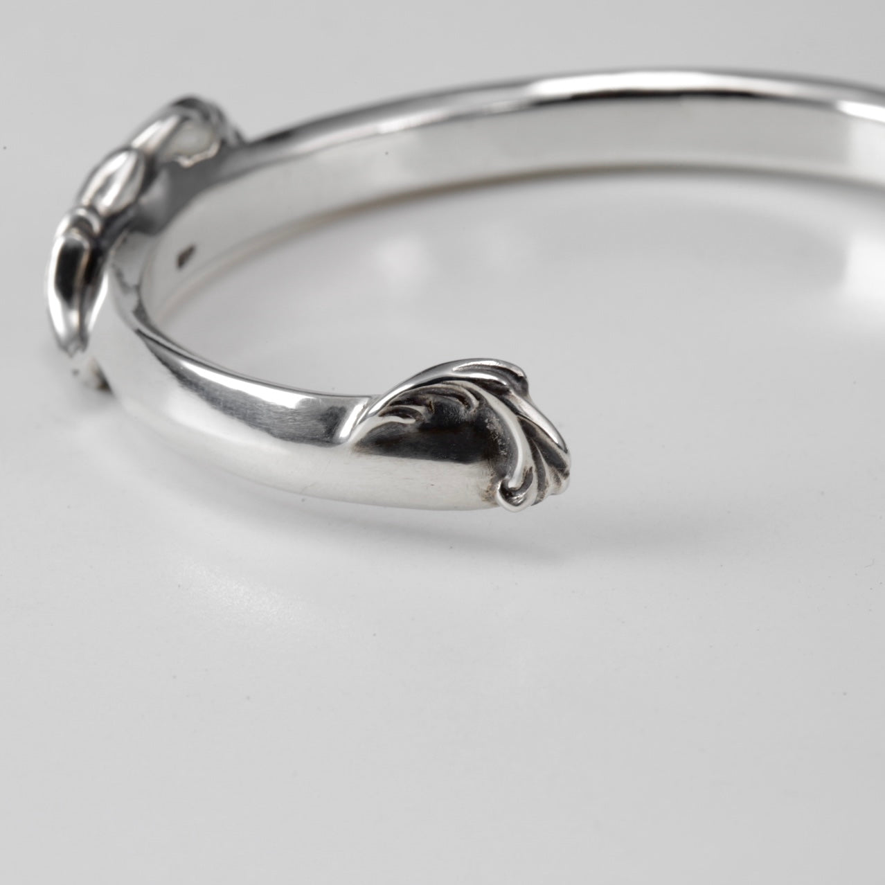 ARABESQUE BANGLE Ⅱ