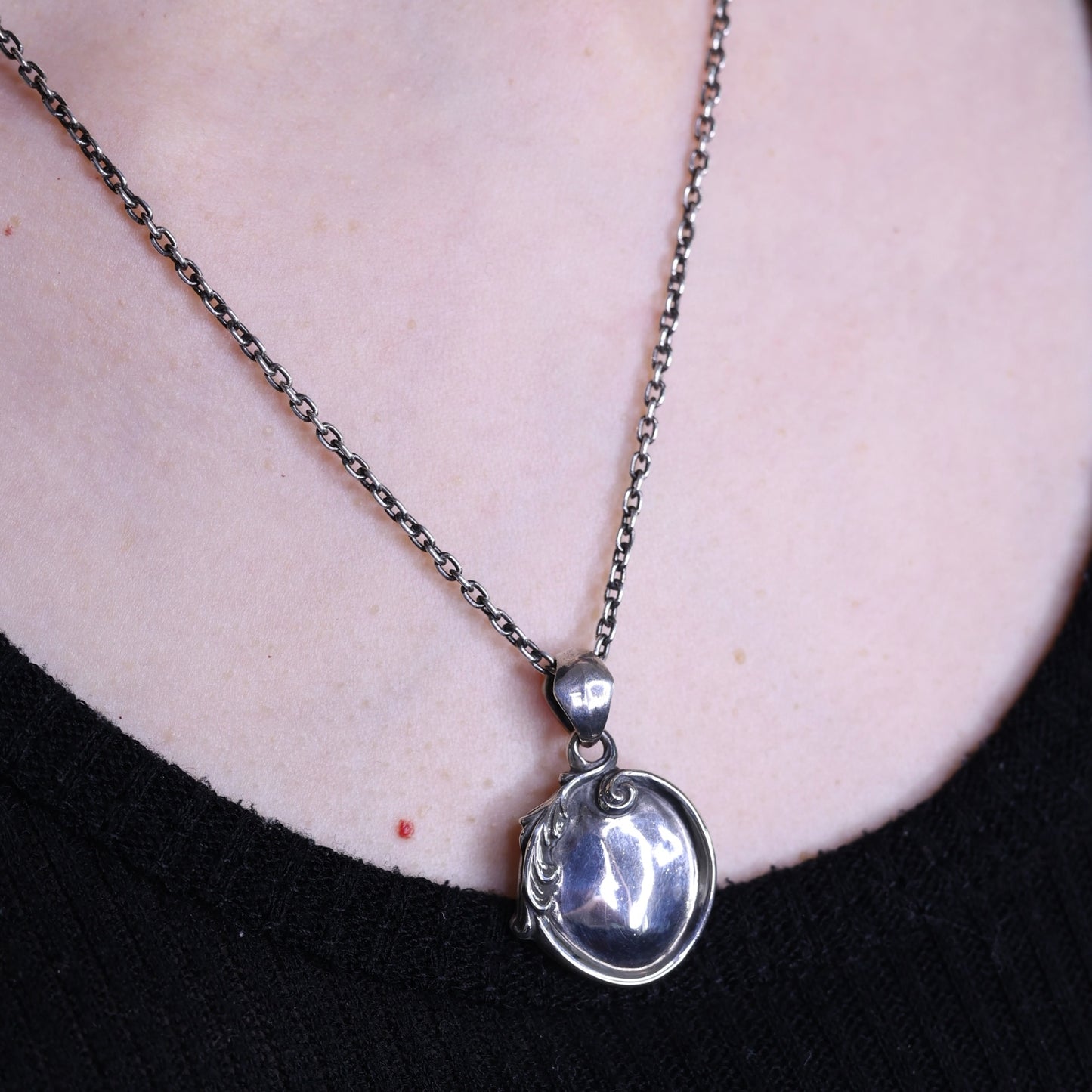MIRRORED PENDANT