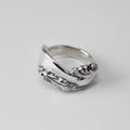RIBBON & ARABESQUE RING