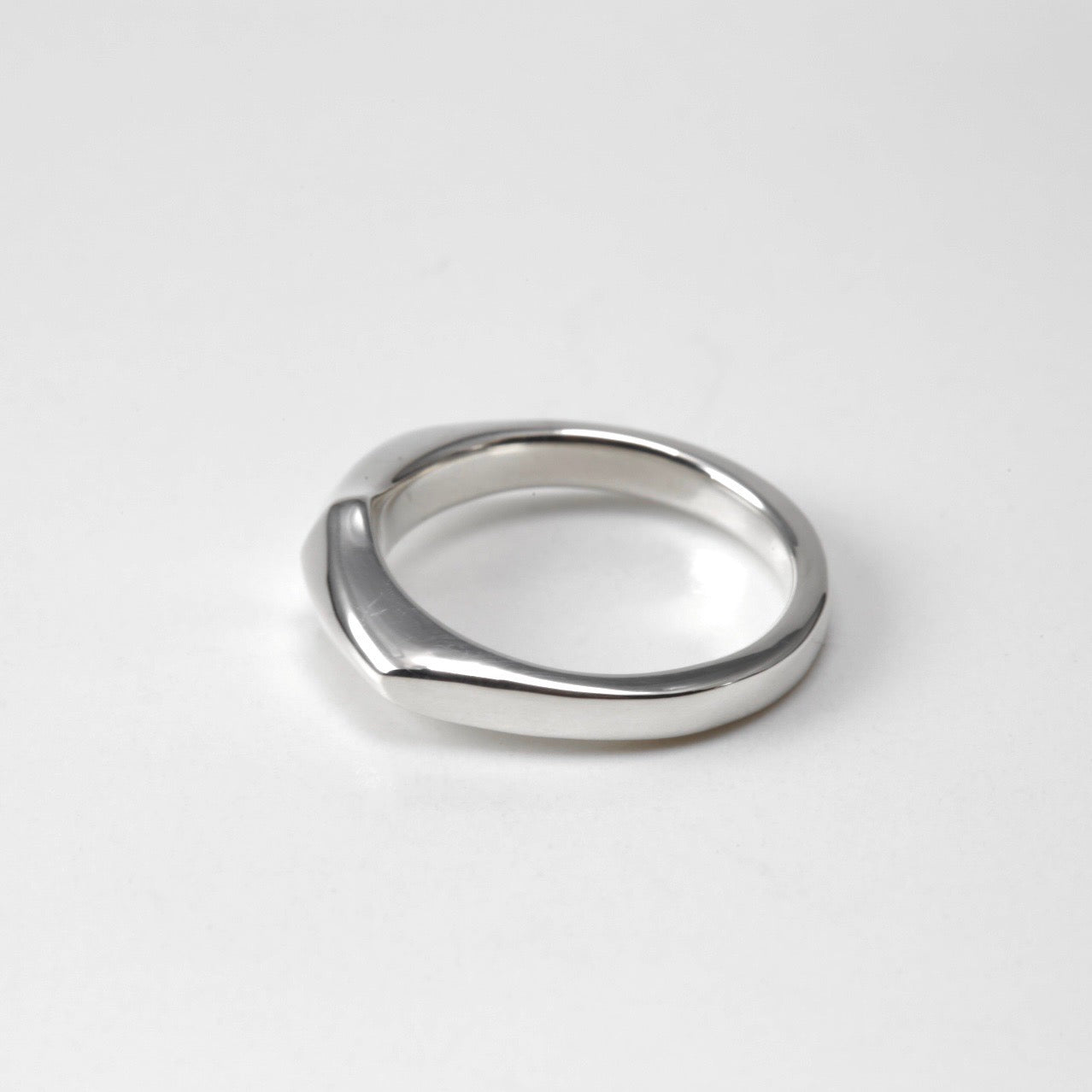 CROSSED EDGE RING NARROW